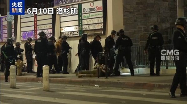 民信配资 最新！美国洛杉矶延长宵禁措施 市中心225人于10日晚被捕！
